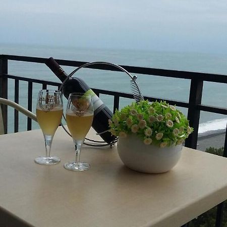 Apartamento Sunset Kobuleti Exterior foto
